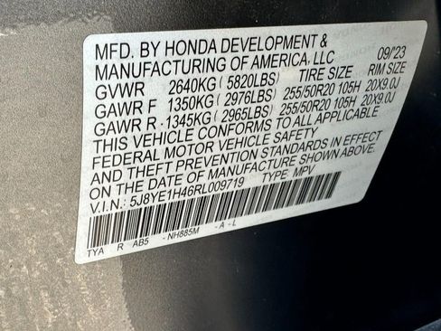Certified 2024 Acura MDX SH-AWD w/ Technology Package image 30