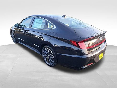 New 2023 Hyundai Sonata Limited w/ Cargo Package FWD image 8