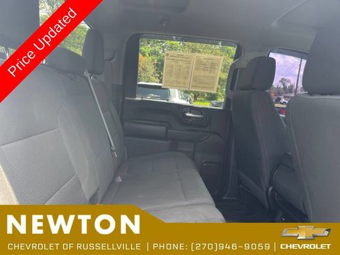 Used 2022 Chevrolet Silverado 2500 Custom w/ Custom Value Package AWD/4WD image 25