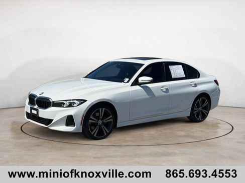 Used 2023 BMW 330i xDrive Sedan w/ Premium Package AWD/4WD image 7