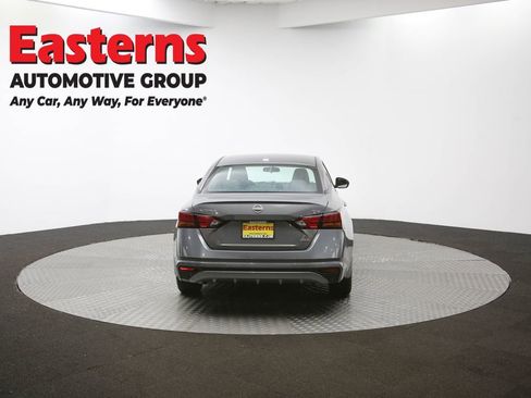 Used 2024 Nissan Altima 2.5 SV image 35