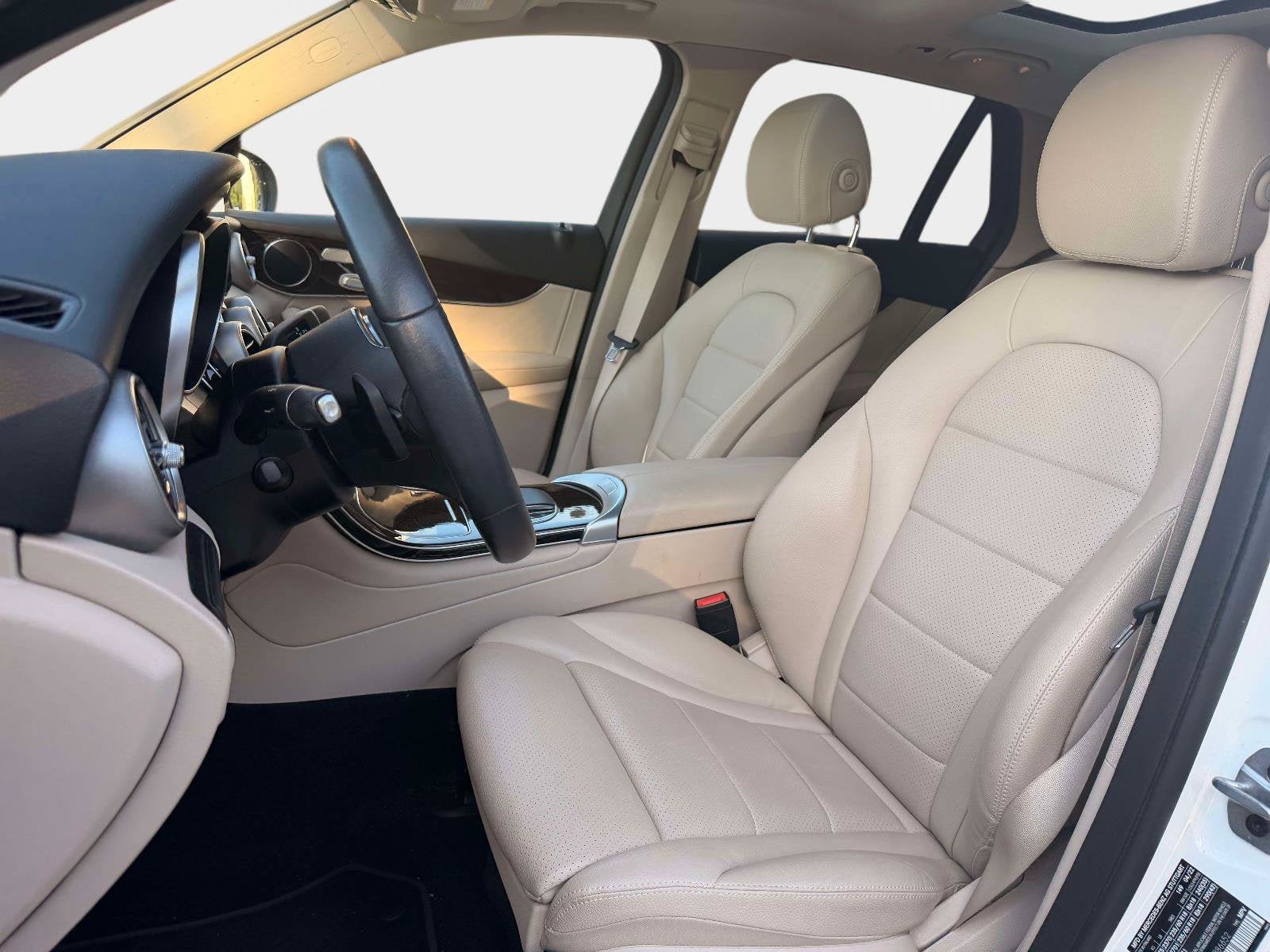 Used 2022 Mercedes-Benz GLC 300 image 13
