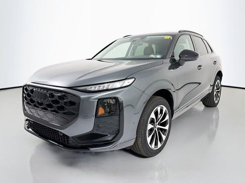 New 2026 Audi Q3 quattro 2.0T AWD/4WD image 3