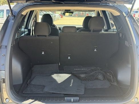 Used 2024 Hyundai Tucson SE image 29
