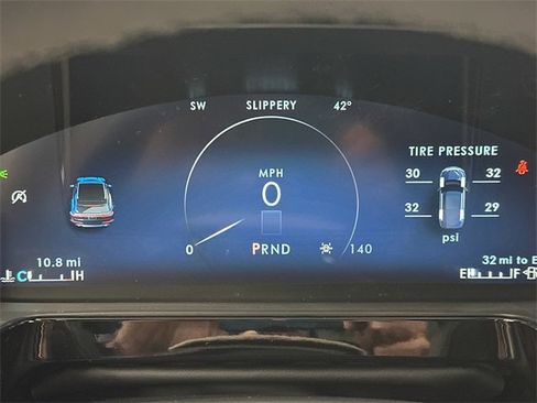 New 2026 Lincoln Corsair Premiere image 25