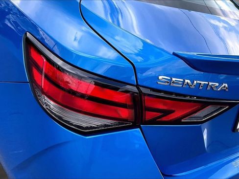 Used 2021 Nissan Sentra SR w/ Trunk Package FWD image 29