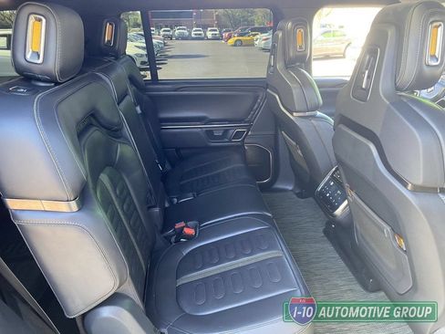 Used 2022 Rivian R1S Launch Edition AWD/4WD image 13