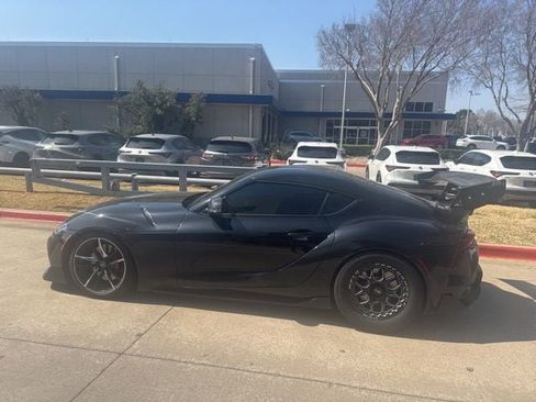 Used 2022 Toyota Supra Premium w/ Driver Assist Package image 8