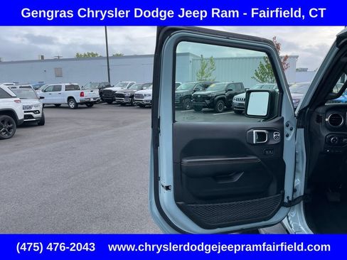 Used 2024 Jeep Wrangler Unlimited Sahara w/ Dual Top Group AWD/4WD image 46