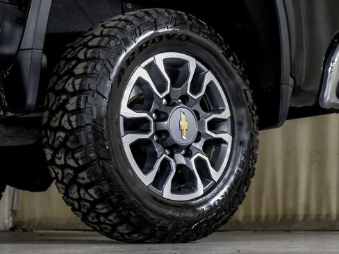 Used 2022 Chevrolet Silverado 2500 LT w/ Convenience Package image 55