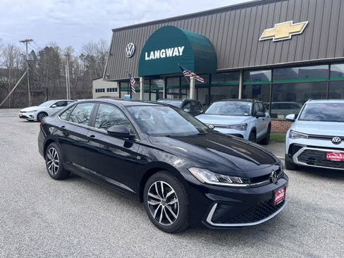 New 2026 Volkswagen Jetta SE FWD image 1