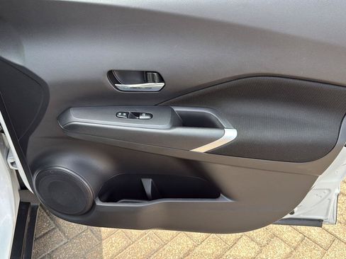 Used 2023 Nissan Kicks SV FWD image 21