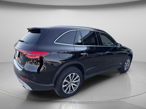 Used 2023 Mercedes-Benz GLC 300 GLC 300 image 6