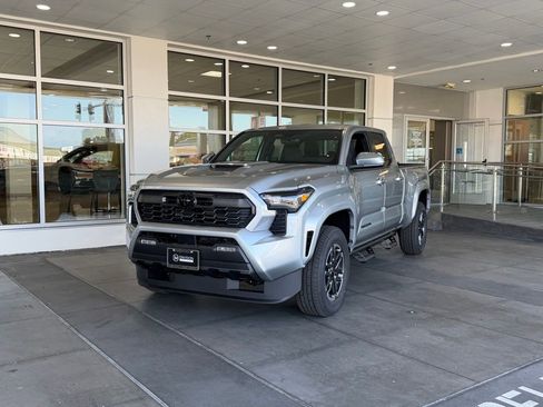 New 2026 Toyota Tacoma TRD Sport AWD/4WD image 2