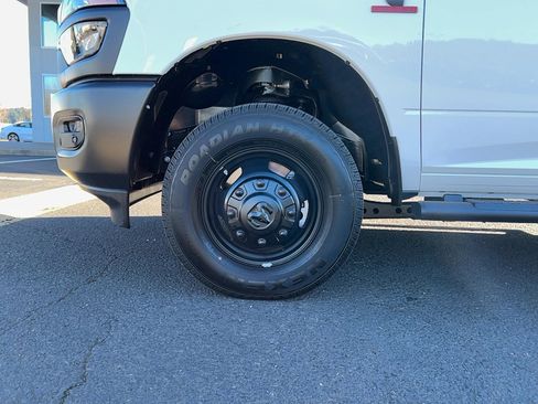 New 2026 RAM 3500 Tradesman image 13