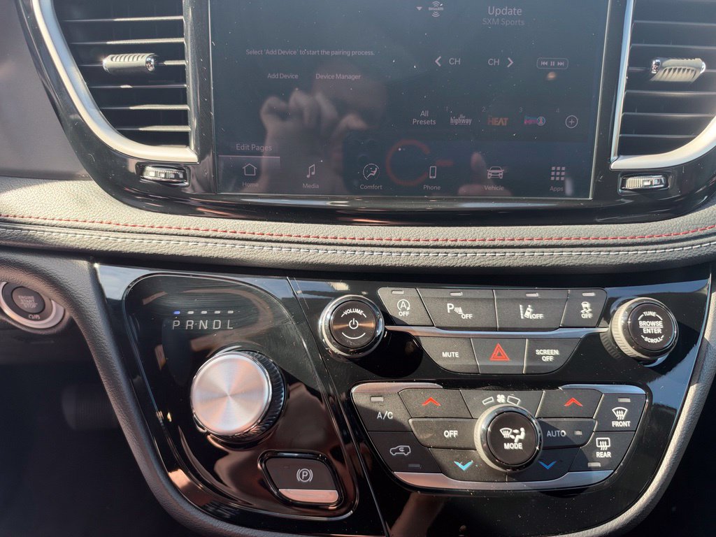 New 2027 Chrysler Pacifica Select AWD/4WD image 29