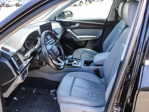 Used 2023 Audi Q5 2.0T Premium w/ Convenience Package AWD/4WD image 19