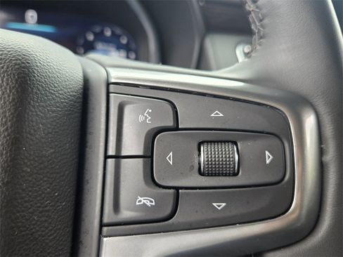 Used 2024 Chevrolet Tahoe Z71 w/ Luxury Package image 28