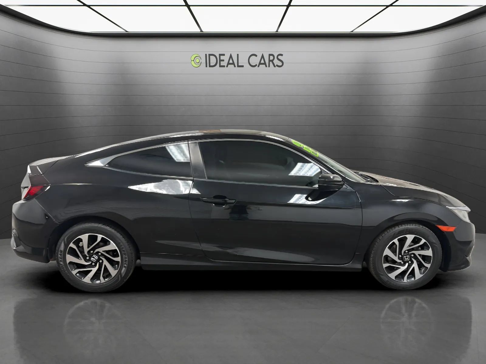 Used 2017 Honda Civic LX image 4