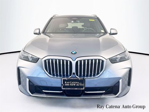 Used 2024 BMW X5 xDrive40i AWD/4WD image 2