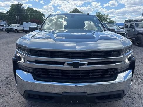 Used 2021 Chevrolet Silverado 1500 LT w/ Z71 Off-Road Package AWD/4WD image 3