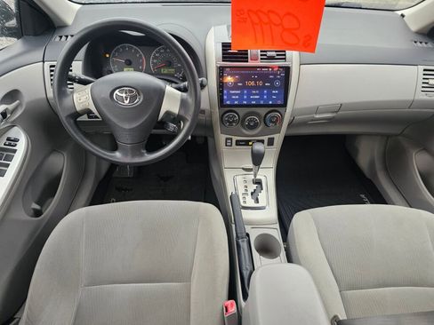 Used 2013 Toyota Corolla LE Special Edition image 22