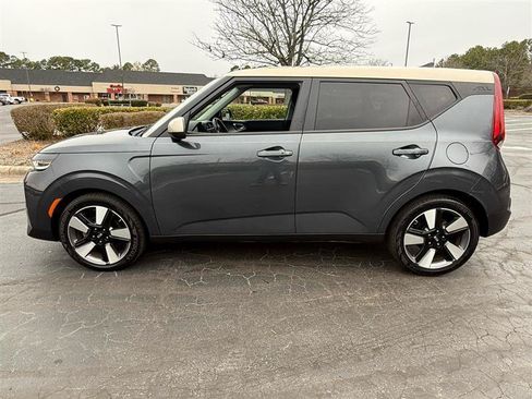 Used 2020 Kia Soul EX w/ Option Group 015 FWD image 7