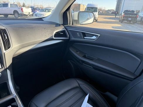 Certified 2022 Ford Edge SEL w/ Convenience Package image 12