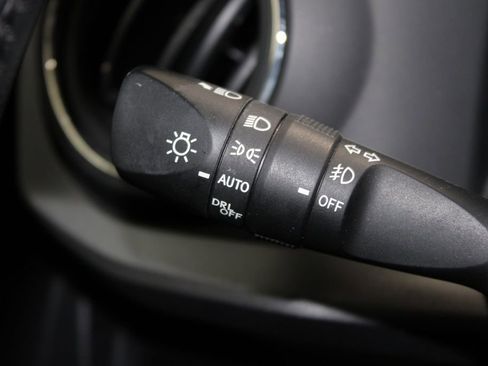 Used 2023 Toyota Tacoma TRD Off-Road w/ Technology Package AWD/4WD image 34