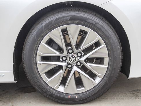 New 2025 Toyota Mirai XLE image 10