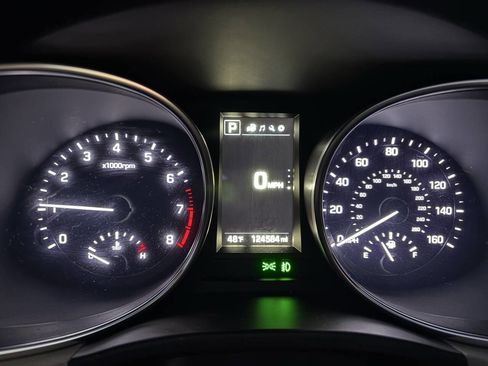 Used 2017 Hyundai Santa Fe Sport image 28