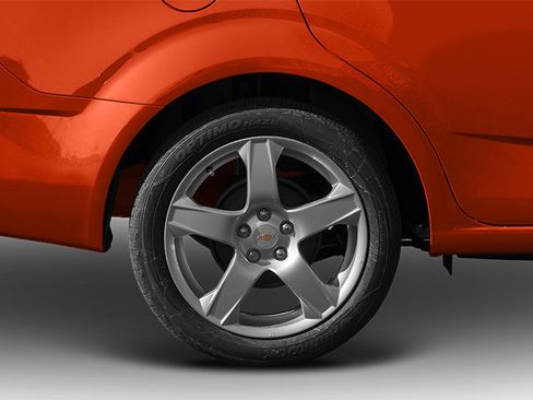 Used 2013 Chevrolet Sonic LT image 14