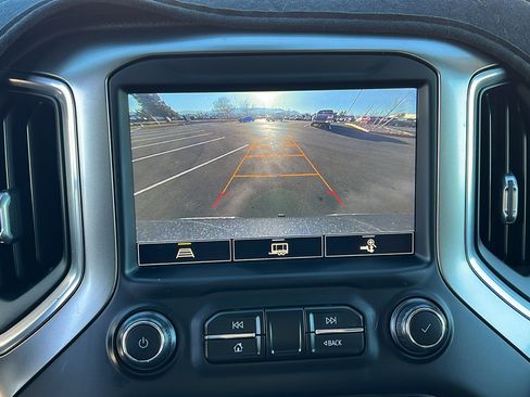 Certified 2021 Chevrolet Silverado 1500 LT Trail Boss w/ Convenience Package II image 27