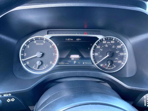 Used 2024 Nissan Rogue SV image 23