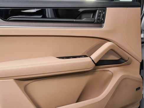 New 2026 Porsche Cayenne S AWD/4WD image 6