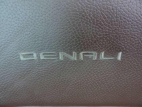 Used 2024 GMC Sierra 1500 Denali AWD/4WD image 27