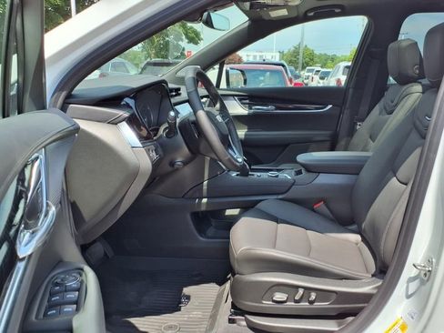 New 2025 Cadillac XT6 Premium Luxury w/ LPO, Floor Liner Package image 14