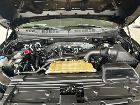 Used 2019 Ford F150 XL w/ Equipment Group 101A Mid RWD image 10