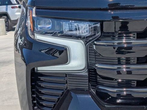 Used 2025 Chevrolet Silverado 1500 High Country w/ High Country Premium Package image 9