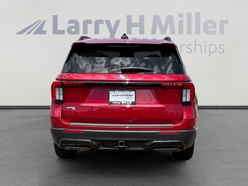 New 2026 Ford Explorer ST-Line RWD image 4
