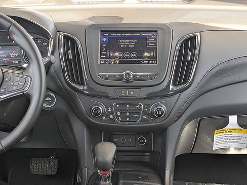 Used 2024 Chevrolet Equinox RS FWD image 17