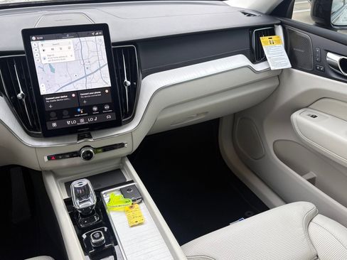 New 2026 Volvo XC60 B5 Ultra w/ Protection Package Premier image 12