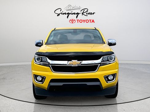 Used 2015 Chevrolet Colorado LT w/ Luxury Package RWD image 2