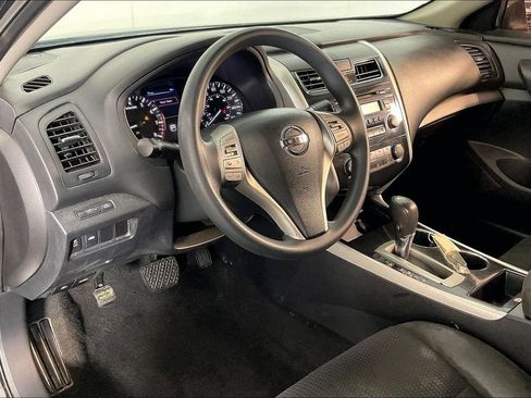 Used 2014 Nissan Altima 2.5 S FWD image 16