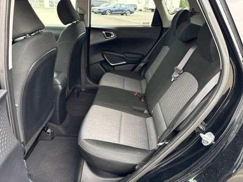 Used 2020 Kia Soul S FWD image 14