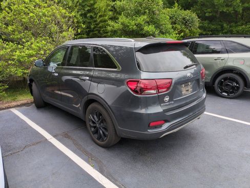 Used 2020 Kia Sorento EX FWD image 4