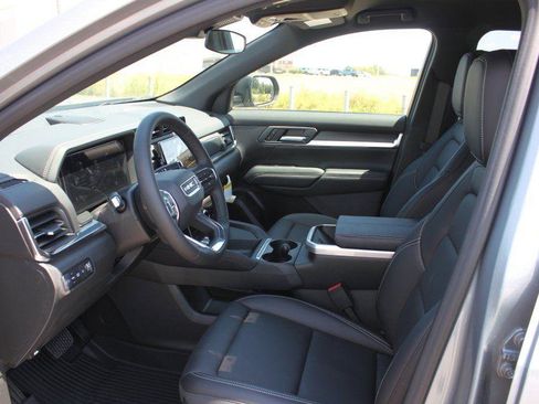 New 2026 GMC Terrain Elevation w/ Elevation Premium Package image 5