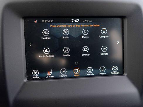 Used 2019 Jeep Compass Latitude w/ Popular Equipment Group AWD/4WD image 17