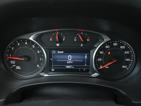 Used 2023 GMC Terrain SLE w/ Driver Convenience Package FWD image 33