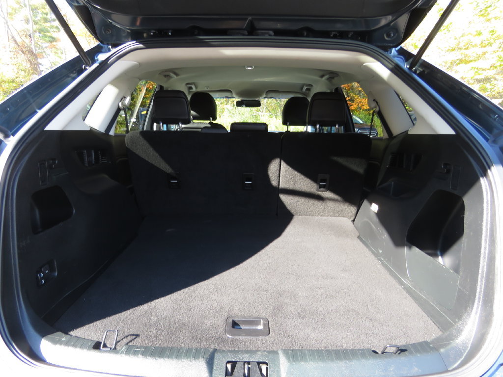 Used 2019 Ford Edge SEL w/ Equipment Group 201A AWD/4WD image 17
